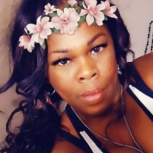 Meet your Posher, Rhonda